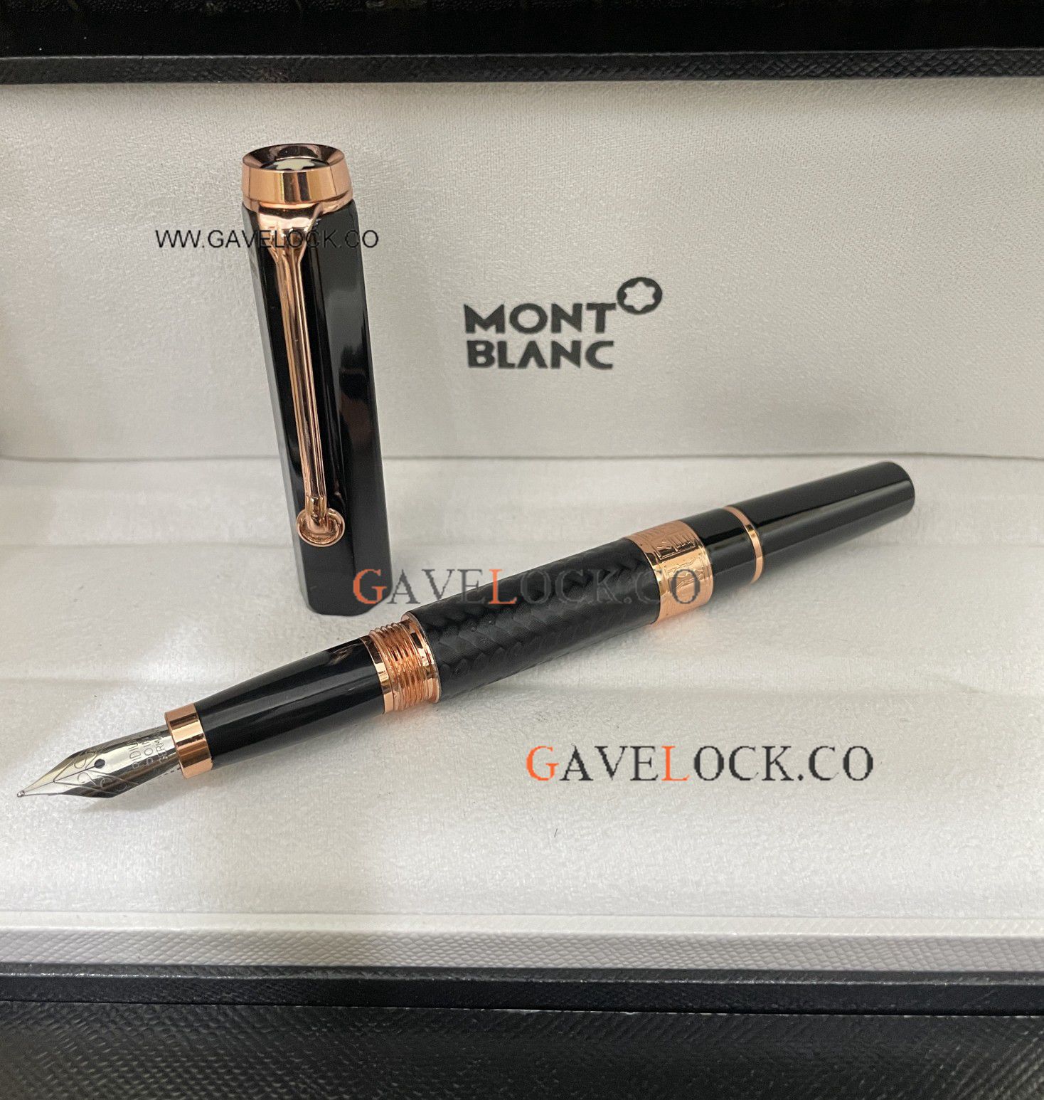 AAA Replica Montblanc Shakespeare Rose Gold Fountain Pen